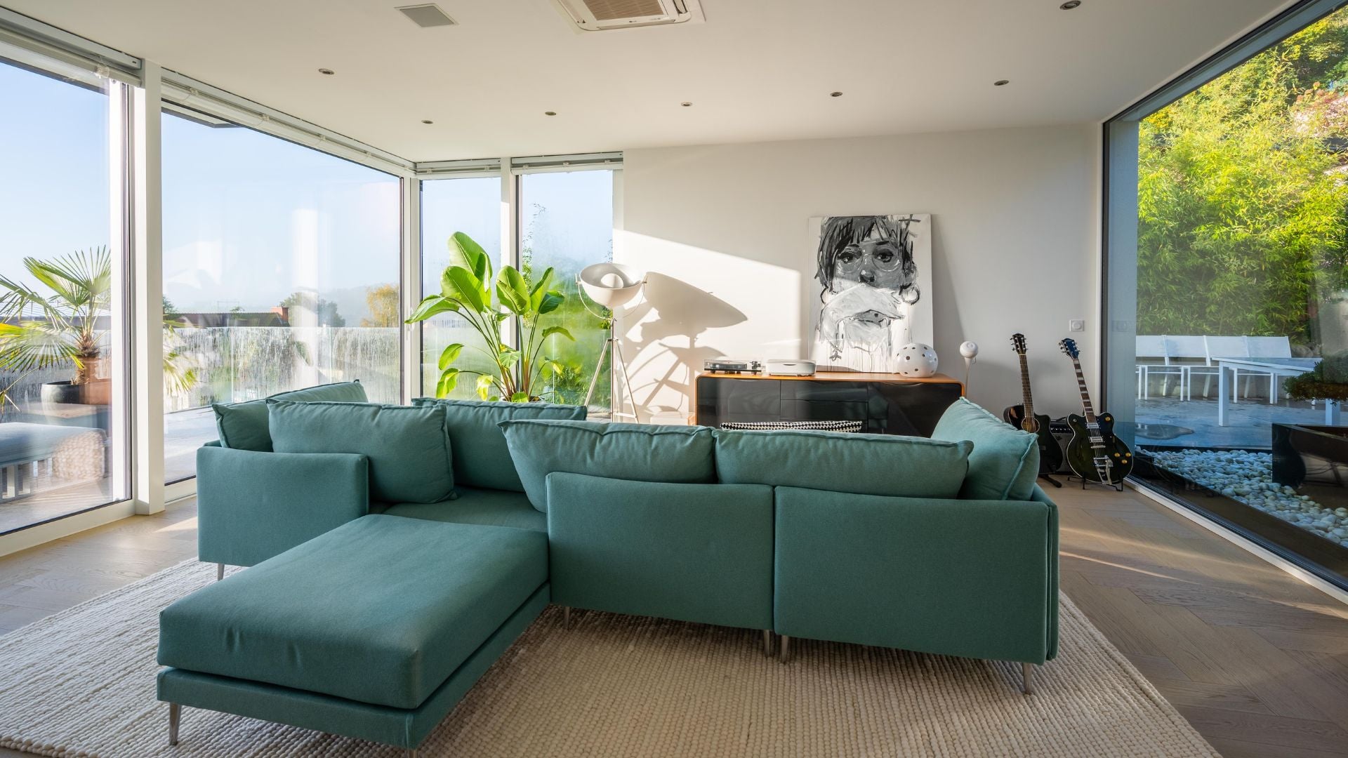 slider image 1621243260e1af0c20-0